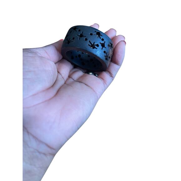 Vintage Wooden Napkin Holder Rings Set of 6 with Dye Cut Pattern Boho Cottage - Picture 5 of 7